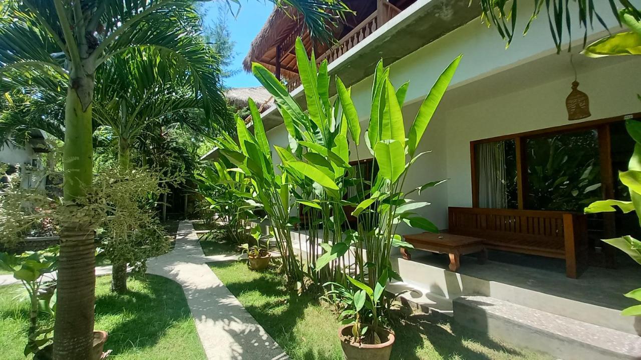 Palm Green Hotel Kuta  Exteriör bild