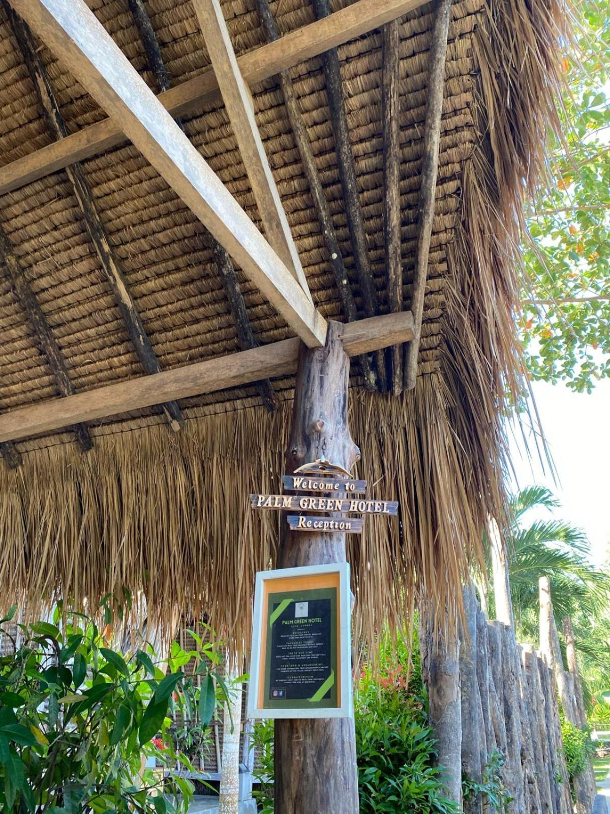 Palm Green Hotel Kuta  Exteriör bild