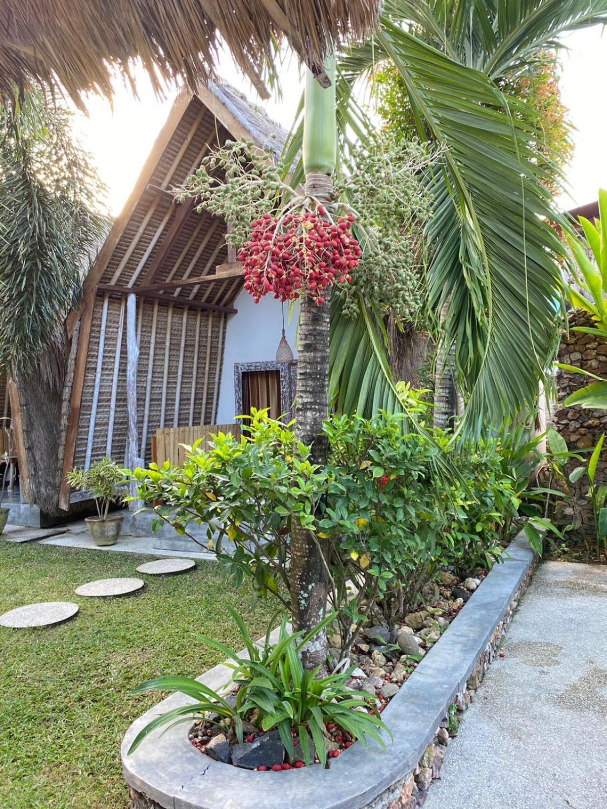 Palm Green Hotel Kuta  Exteriör bild