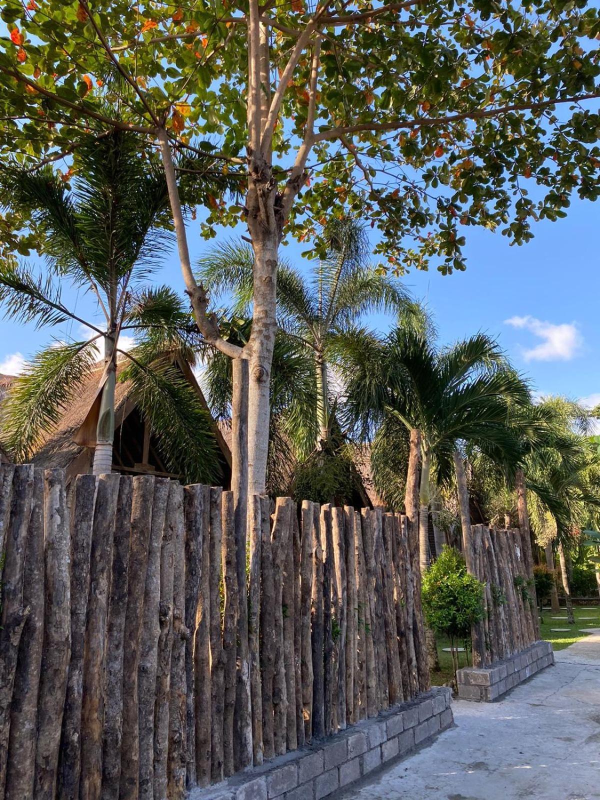Palm Green Hotel Kuta  Exteriör bild